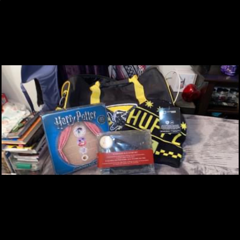 Harry Potter Miscellaneous Set - Hufflepuff